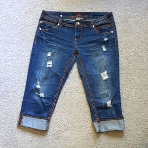 Size 7 Almost Famous Blue Ankle Cropped Jeans Distressed